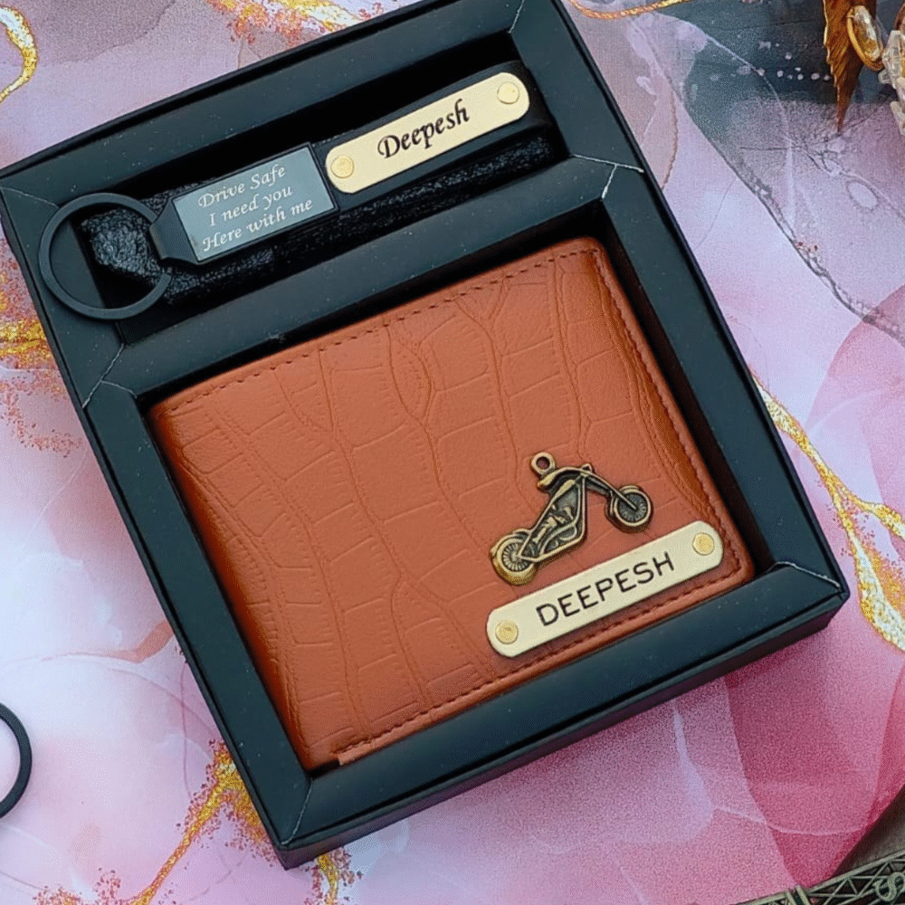 Classic Croc Wallet & Keychain Duo - Image 5