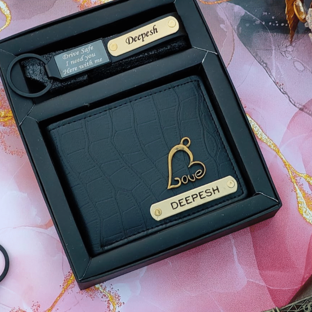 Classic Croc Wallet & Keychain Duo - Image 4