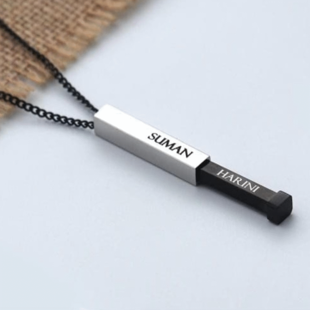 Personalized 3D Message Bar Necklace