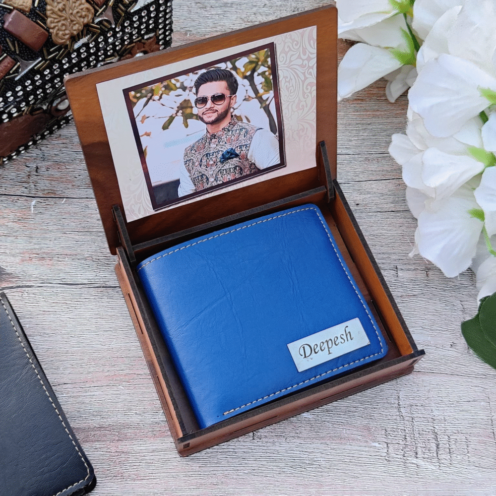 Italian Leather Wallet Gift Box with Custom Wooden Theme - Image 6